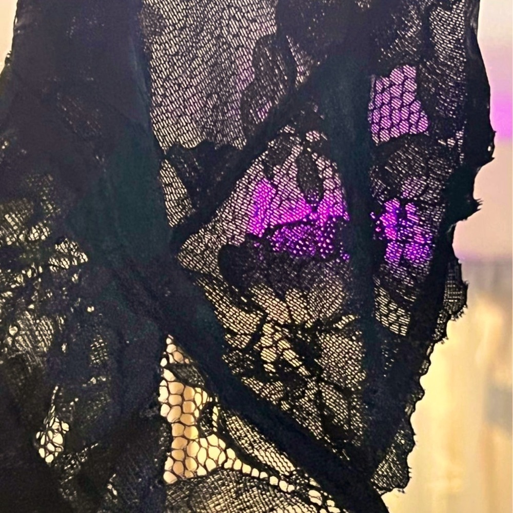 Lace bralettes bundle - Picture 4 of 6